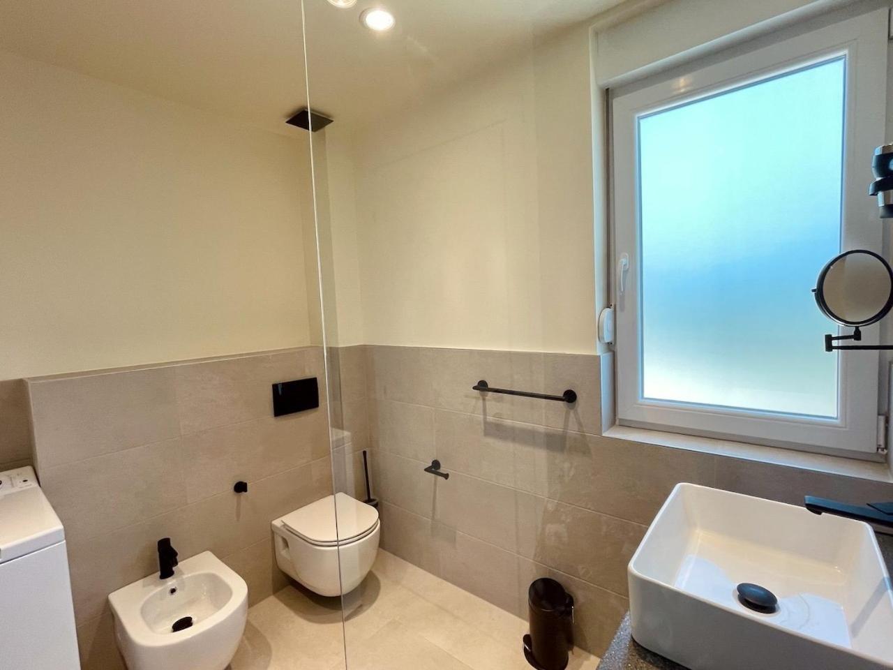 Ferienwohnung Mit Beheiztem Pool, 60 M Vom Strand Maslenica Exterior foto